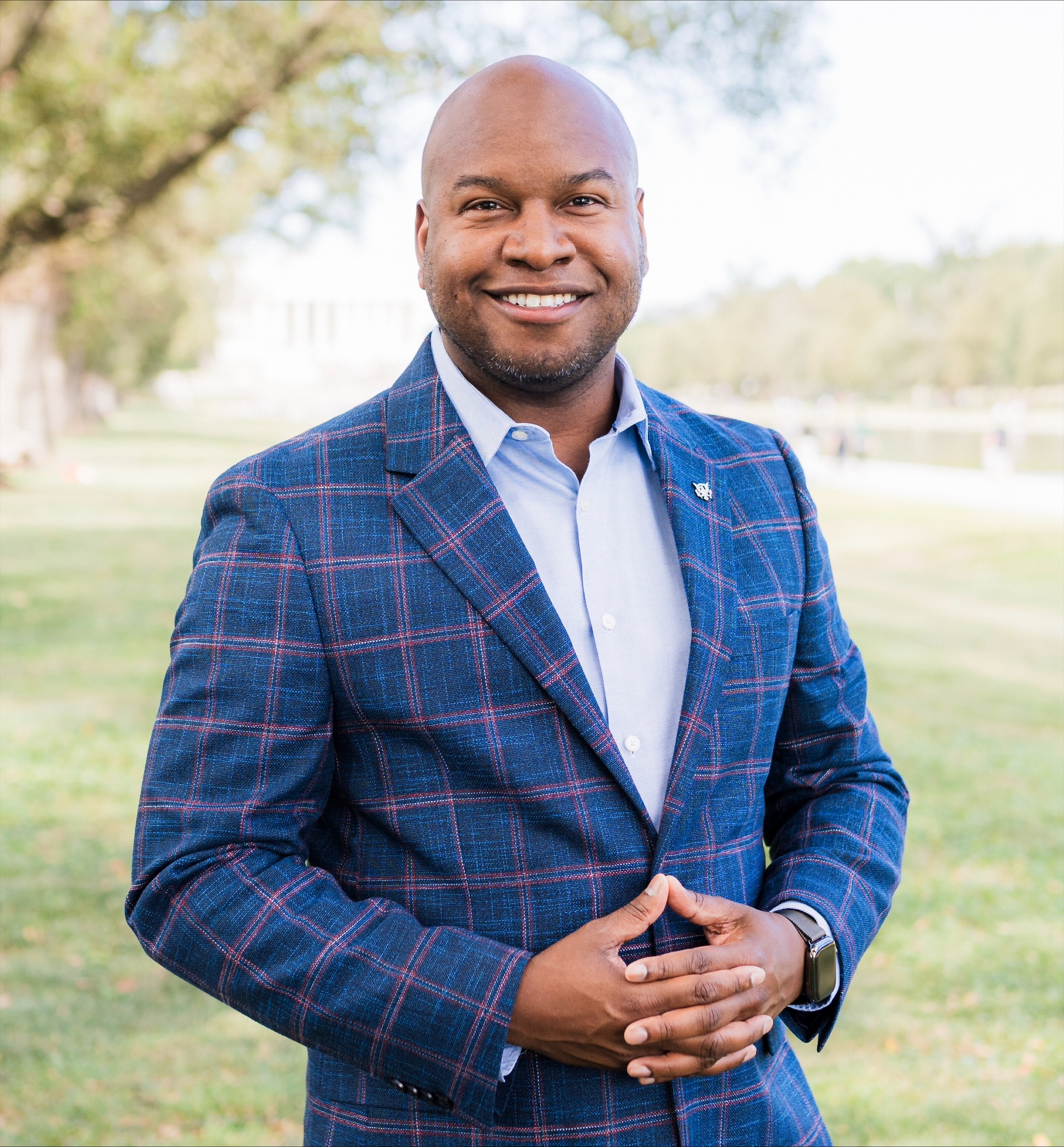 Michael Newmuis Headshot